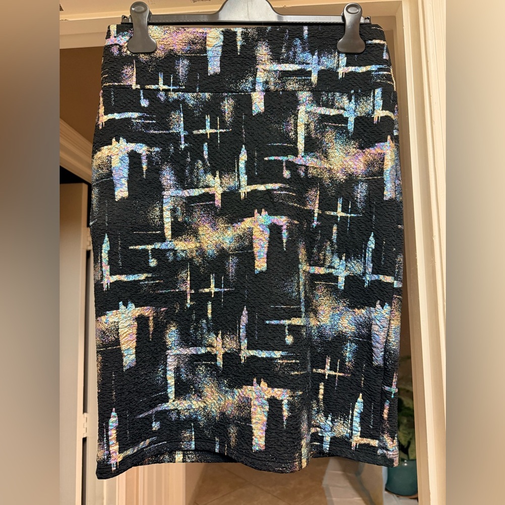 LuLaRoe elegant Cassie pencil skirt